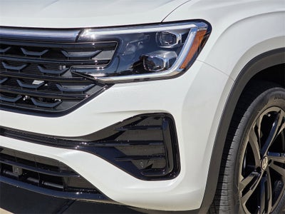 2026 Volkswagen Atlas Cross Sport 2.0T SEL R-Line Black