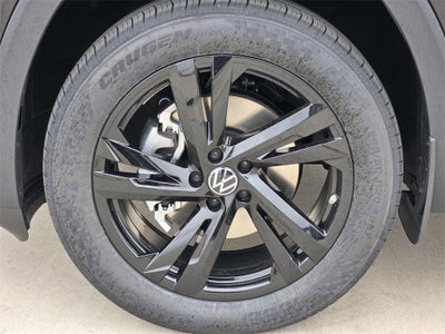 2026 Volkswagen Atlas Cross Sport 2.0T SEL R-Line Black