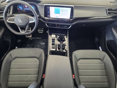 2026 Volkswagen Atlas Cross Sport 2.0T SEL R-Line Black