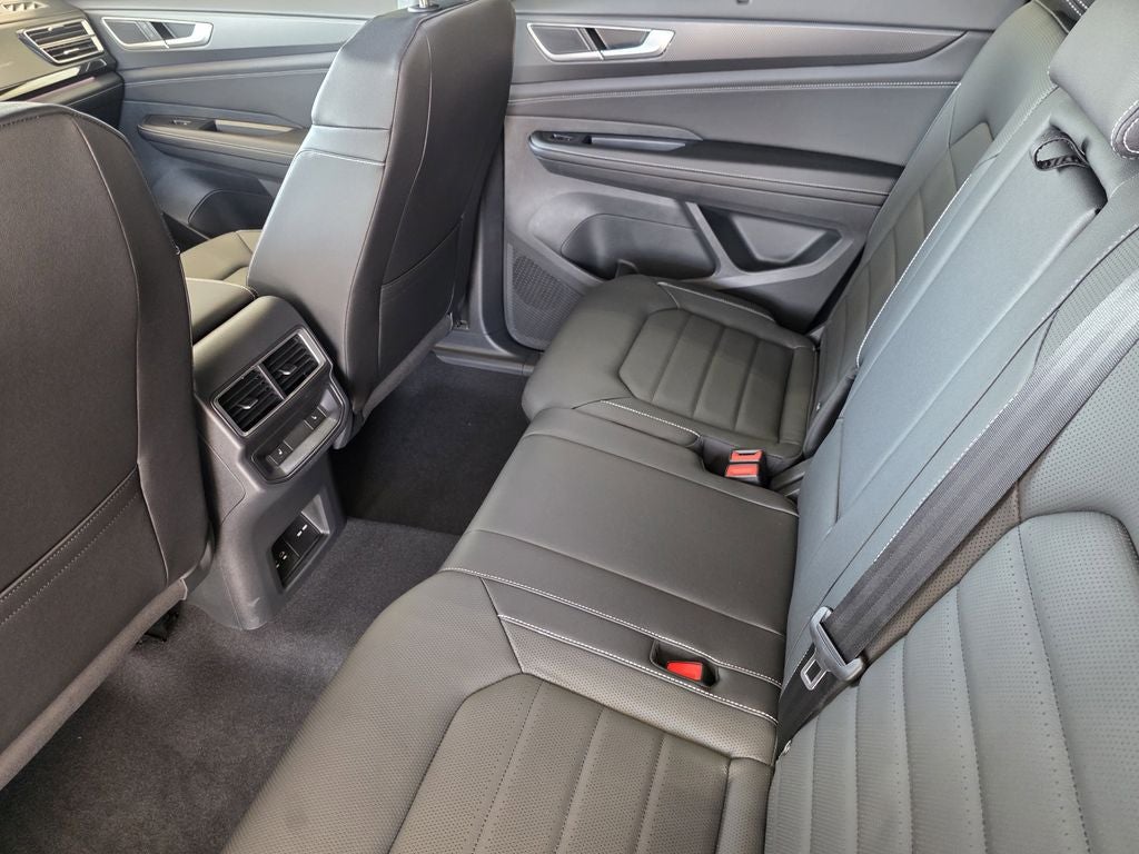 2026 Volkswagen Atlas Cross Sport 2.0T SEL R-Line Black