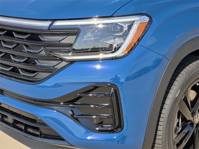 2026 Volkswagen Atlas Cross Sport 2.0T SEL R-Line Black