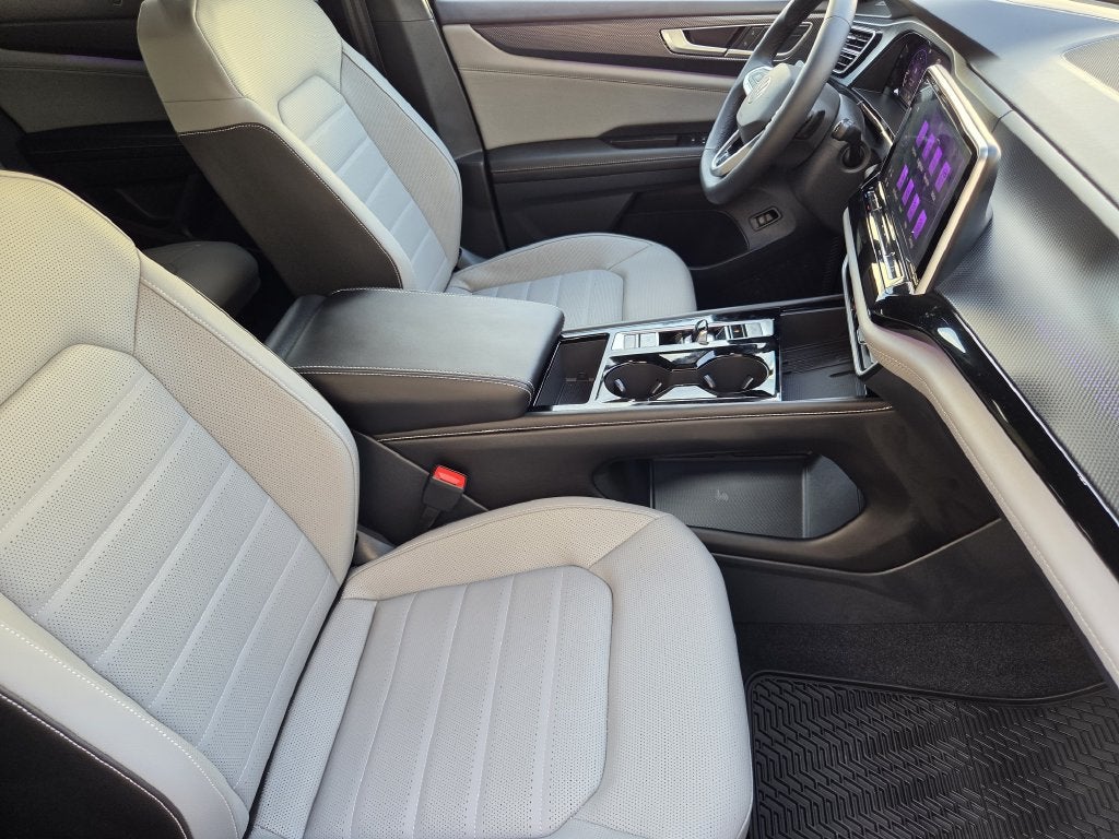 2026 Volkswagen Atlas Cross Sport 2.0T SEL R-Line Black