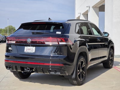 2026 Volkswagen Atlas Cross Sport 2.0T SEL R-Line Black