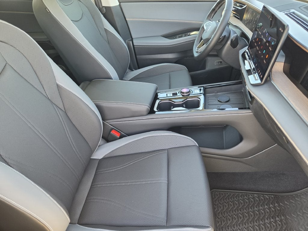 2027 Volkswagen Atlas 2.0T SE