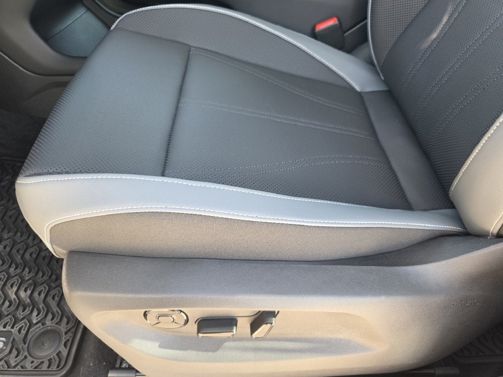 2027 Volkswagen Atlas 2.0T SE