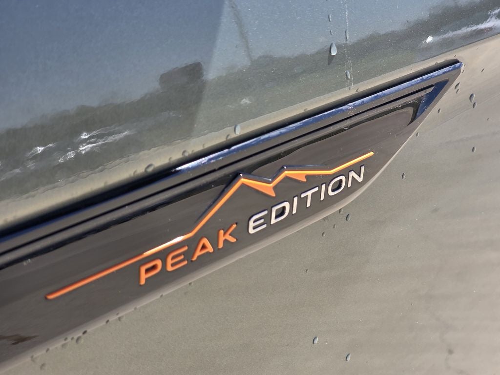 2025 Volkswagen Atlas 2.0T Peak Edition