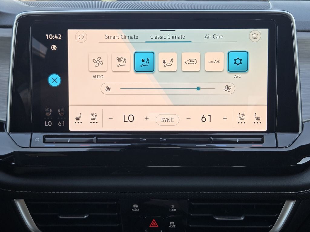 2026 Volkswagen Atlas Cross Sport 2.0T SE