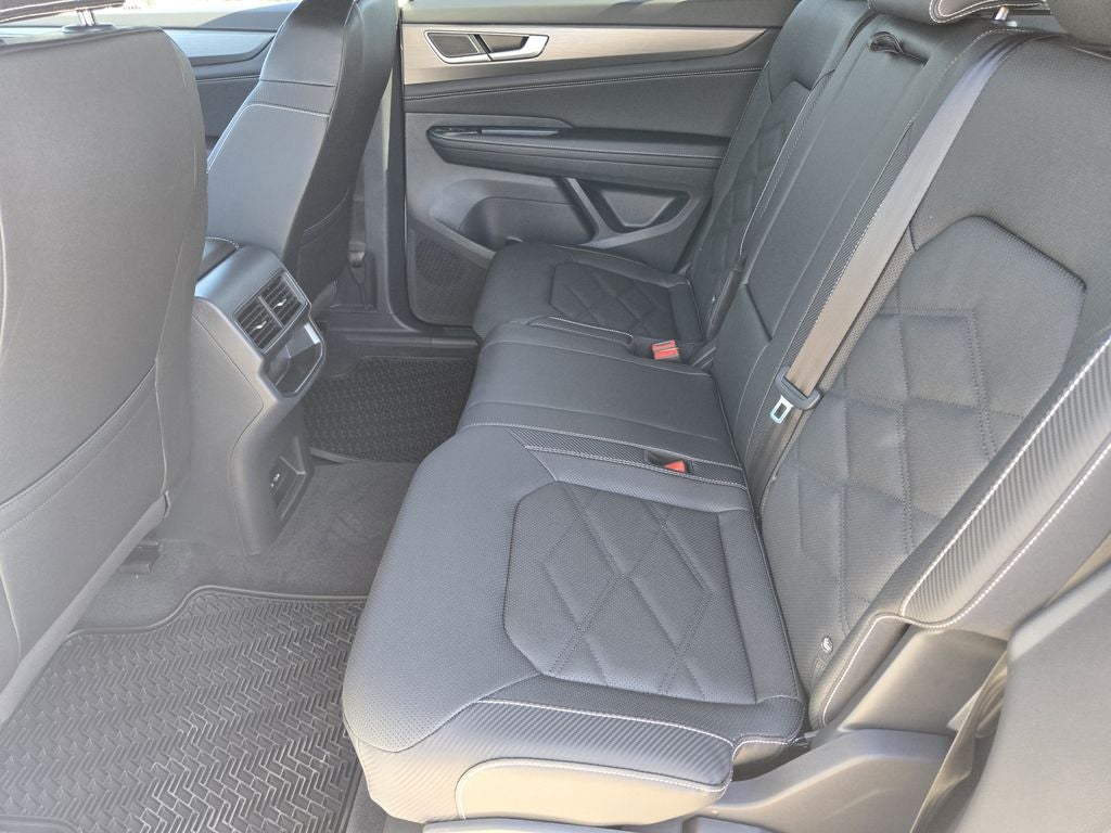 2026 Volkswagen Atlas Cross Sport 2.0T SE