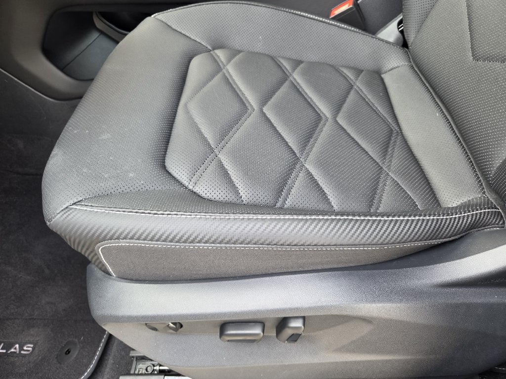 2024 Volkswagen Atlas Cross Sport 2.0T SE