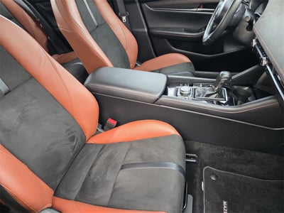 2024 Mazda Mazda3 2.5 Carbon Turbo