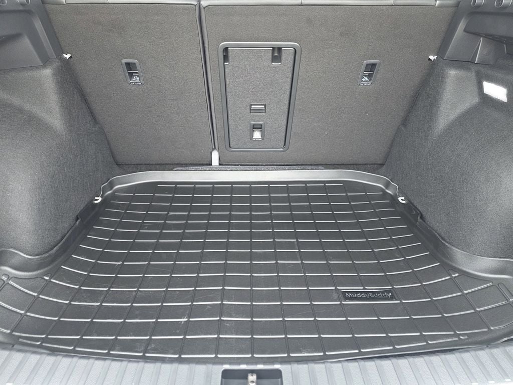 2026 Volkswagen Taos 1.5T SE Black