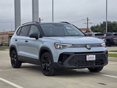 2026 Volkswagen Taos 1.5T SE Black