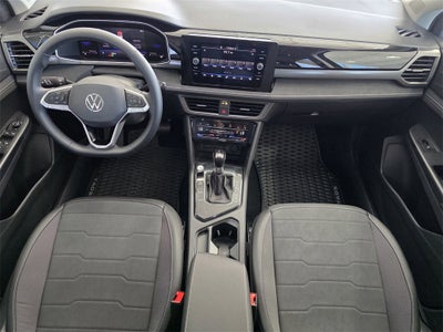 2025 Volkswagen Taos 1.5T SE Black