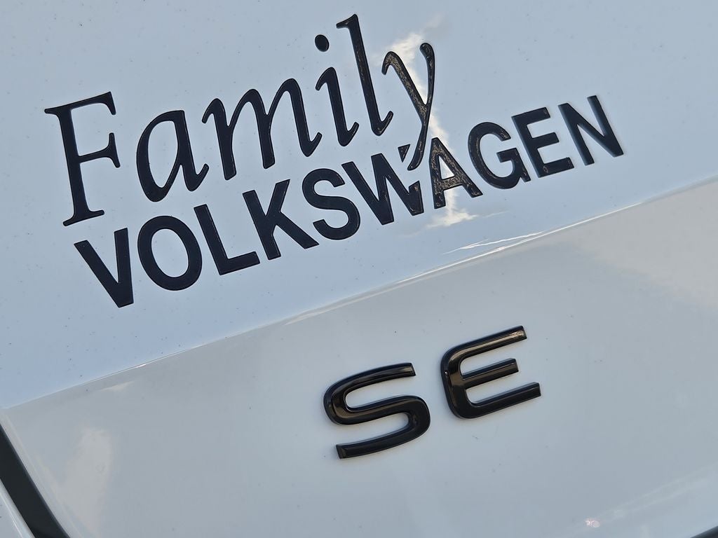 2027 Volkswagen Taos 1.5T SE
