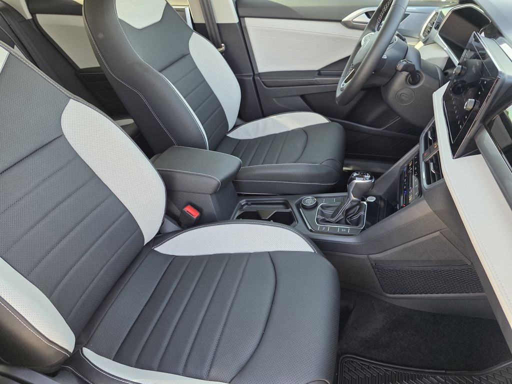 2026 Volkswagen Taos 1.5T SEL