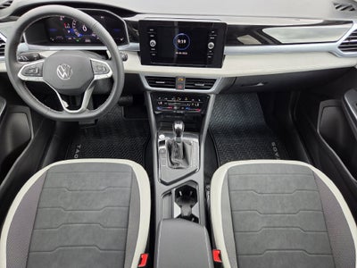2027 Volkswagen Taos 1.5T SE