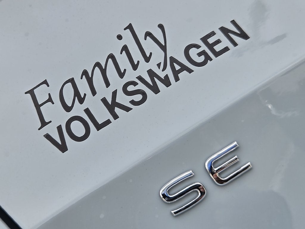 2027 Volkswagen Taos 1.5T SE