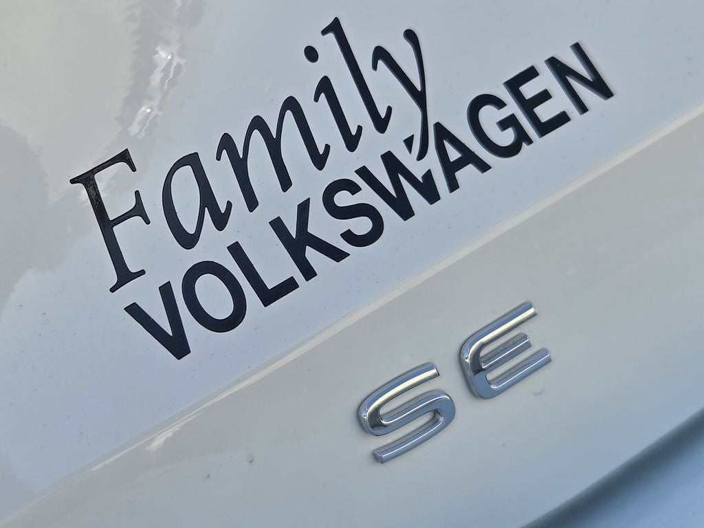 2026 Volkswagen Tiguan 2.0T SE