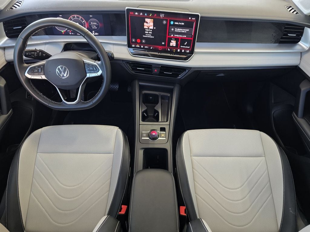 2025 Volkswagen Tiguan 2.0T SE
