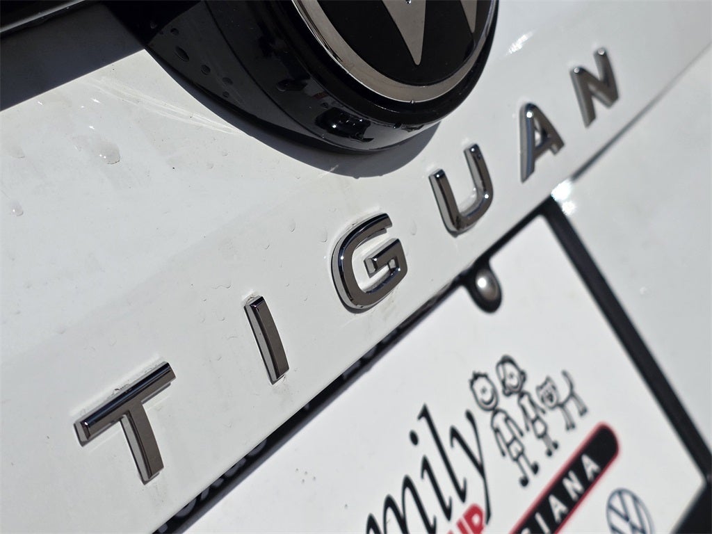 2025 Volkswagen Tiguan 2.0T SE