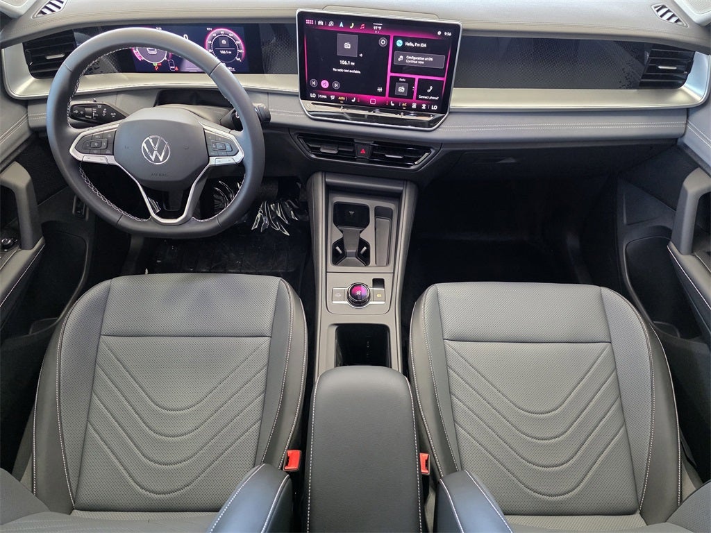 2025 Volkswagen Tiguan 2.0T SE