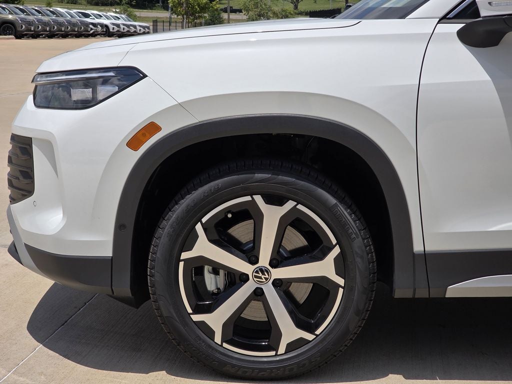 2025 Volkswagen Tiguan 2.0T SE
