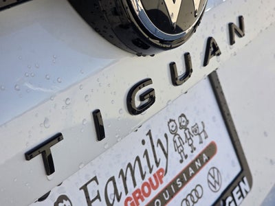 2026 Volkswagen Tiguan 2.0T SE R-Line Black