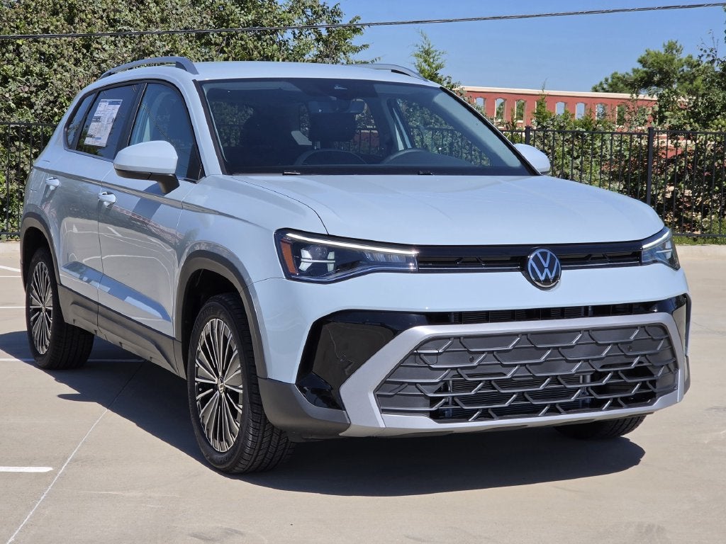 2027 Volkswagen Taos 1.5T SE