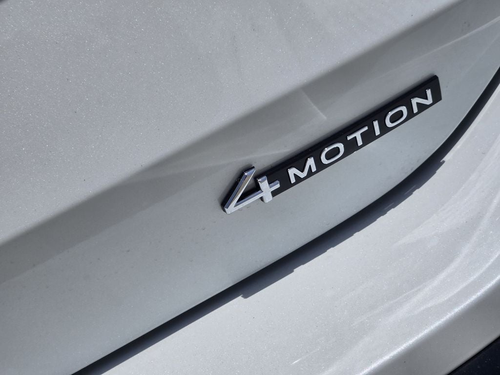 2026 Volkswagen Tiguan 2.0T SEL R-Line Turbo