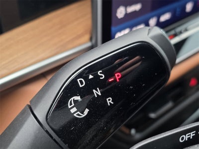 2026 Volkswagen Tiguan 2.0T SEL R-Line