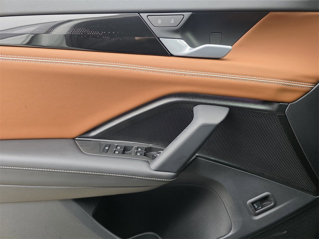 2026 Volkswagen Tiguan 2.0T SEL R-Line