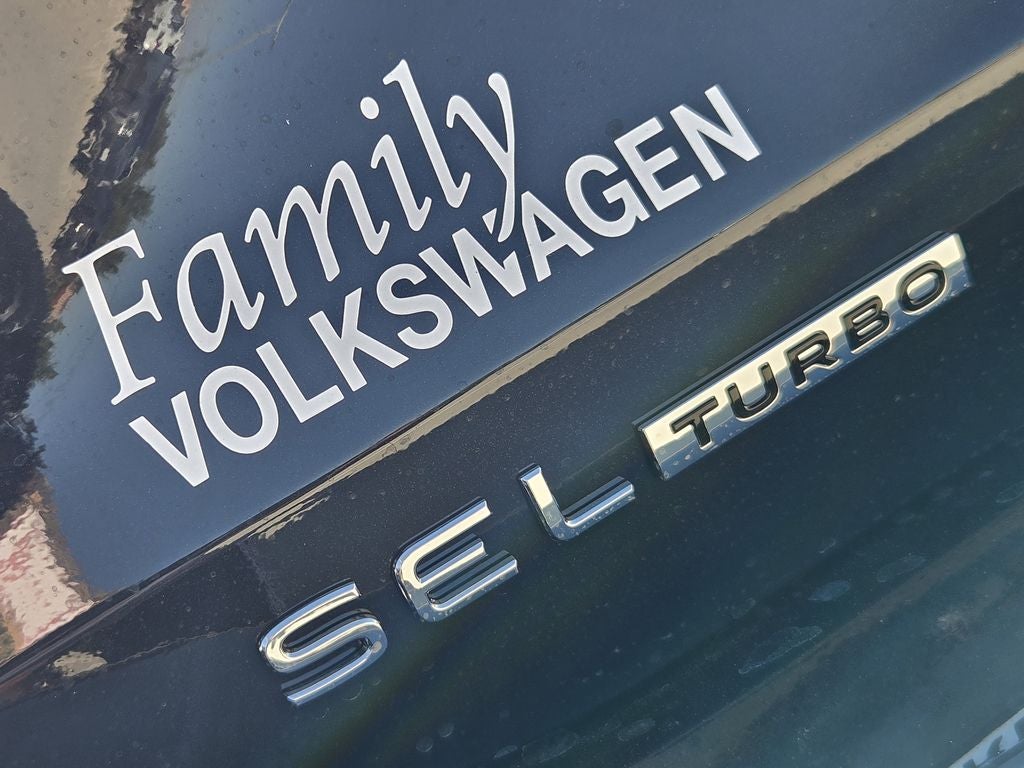 2026 Volkswagen Tiguan 2.0T SEL R-Line Turbo