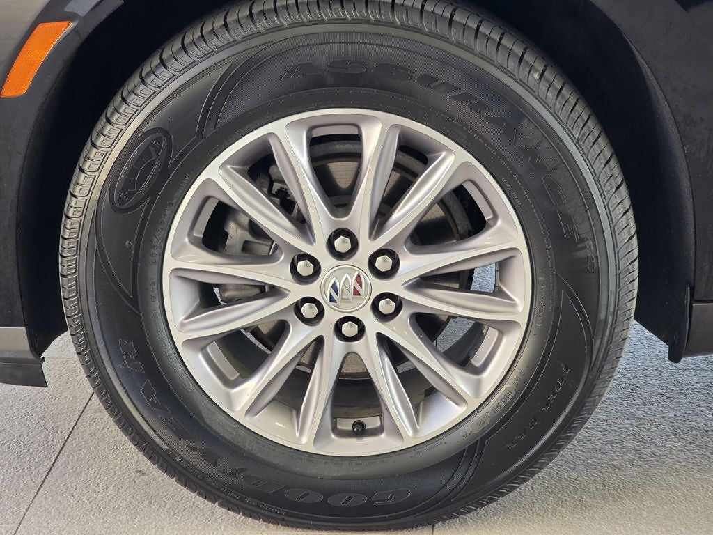 2024 Buick Enclave Essence