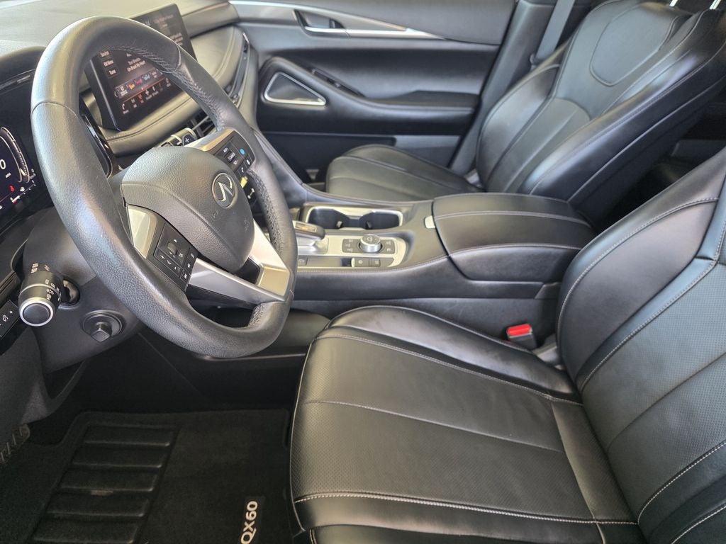 2023 INFINITI QX60 LUXE