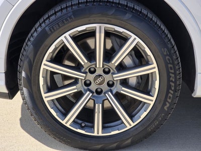 2023 Audi Q7 45 Premium Plus quattro