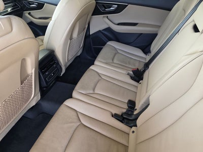 2023 Audi Q7 45 Premium Plus quattro