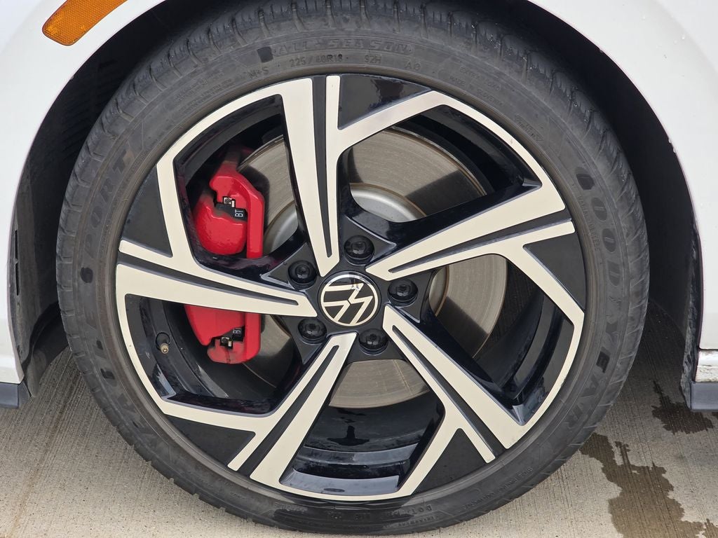 2024 Volkswagen Golf GTI 2.0T SE