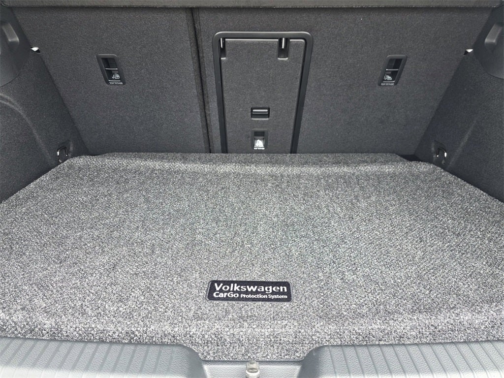 2026 Volkswagen Golf R 2.0T