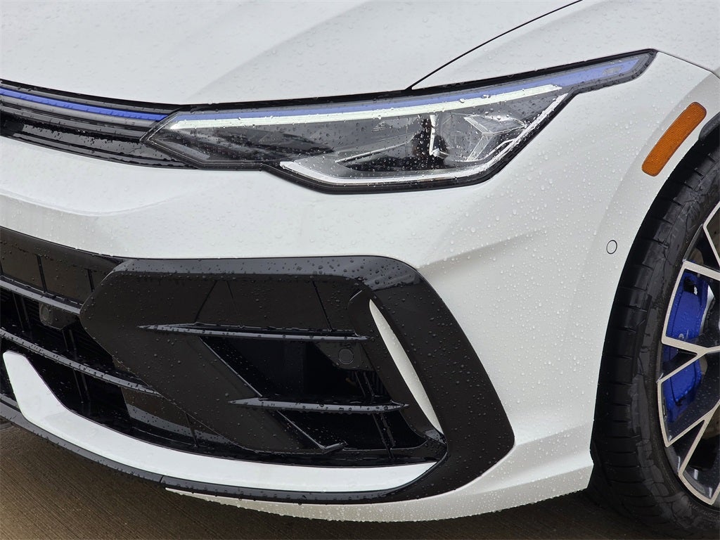 2026 Volkswagen Golf R 2.0T