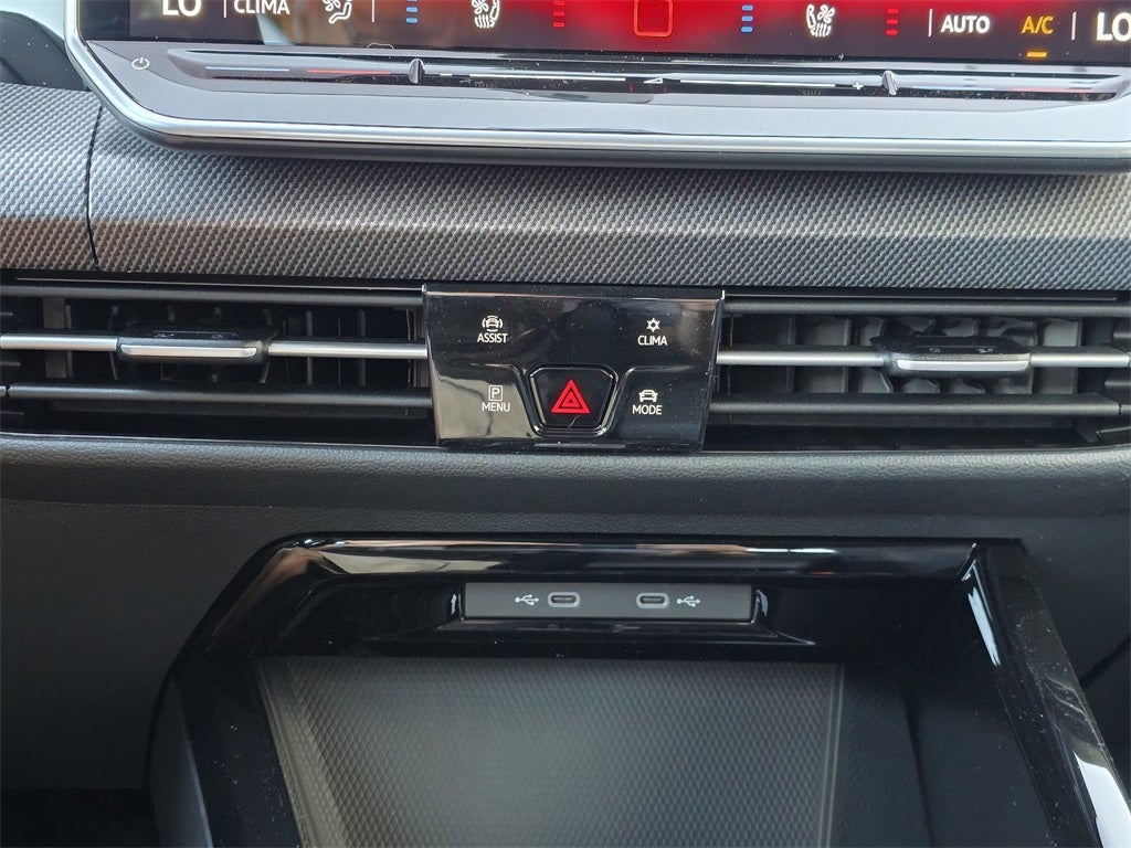 2026 Volkswagen Golf R 2.0T