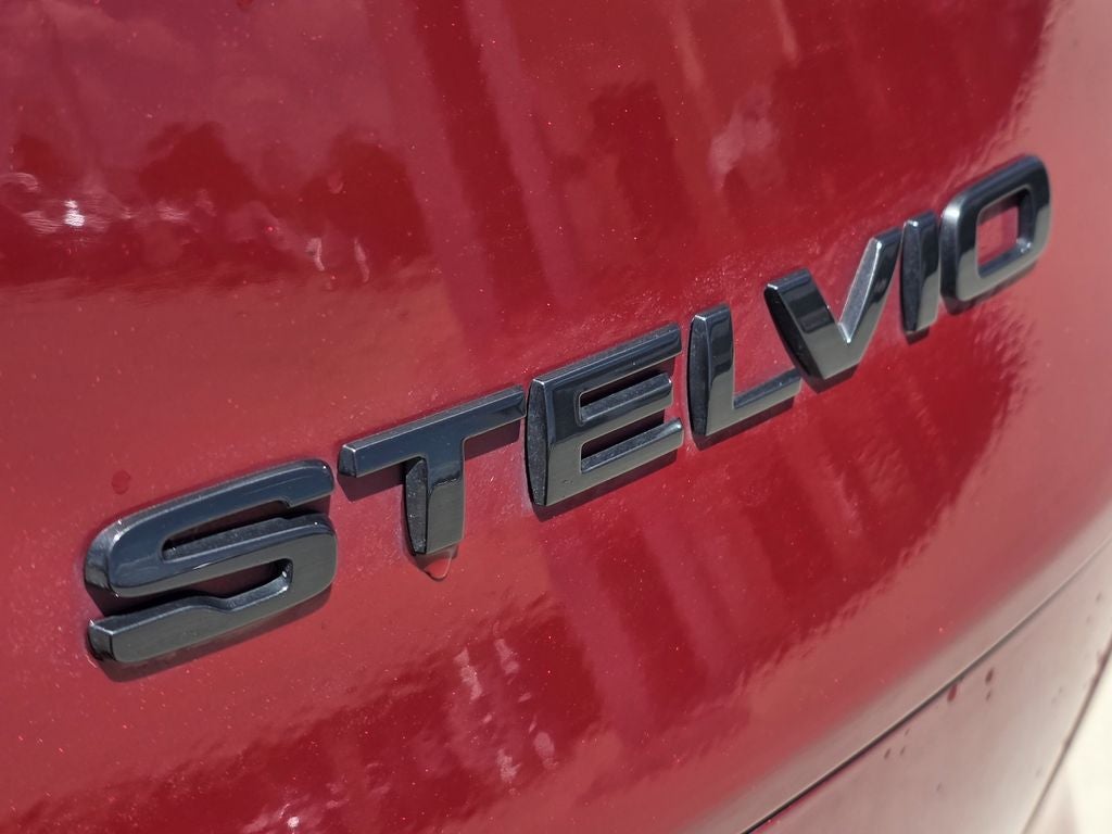 2019 Alfa Romeo Stelvio Ti Sport