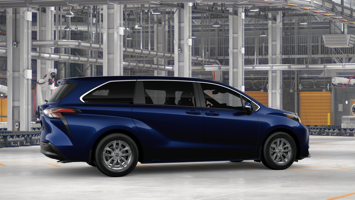 2026 Toyota Sienna LE
