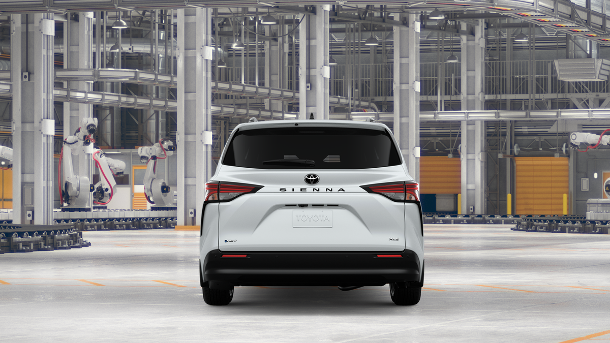 2026 Toyota Sienna XLE