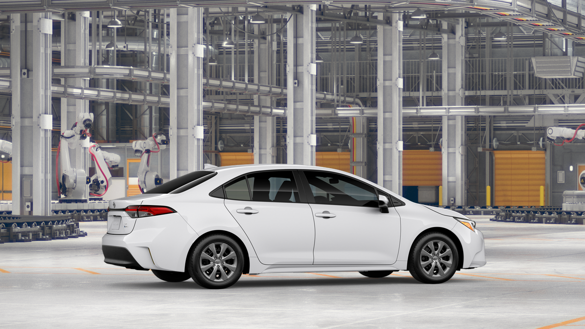 2027 Toyota Corolla LE - Photo 11