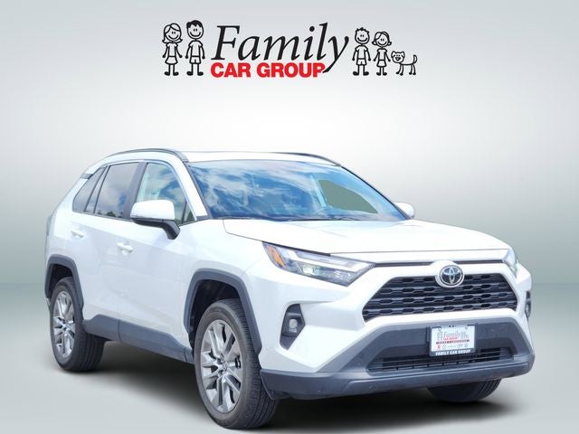 2025 Toyota RAV4 XLE Premium