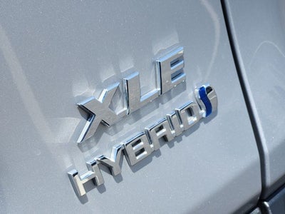 2023 Toyota RAV4 Hybrid XLE Premium