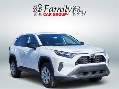 2025 Toyota RAV4 LE