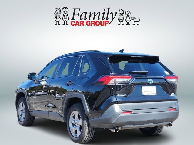 2022 Toyota RAV4 Hybrid XLE