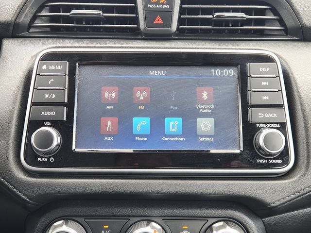2024 Nissan Versa 1.6 S