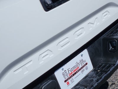 2022 Toyota Tacoma SR